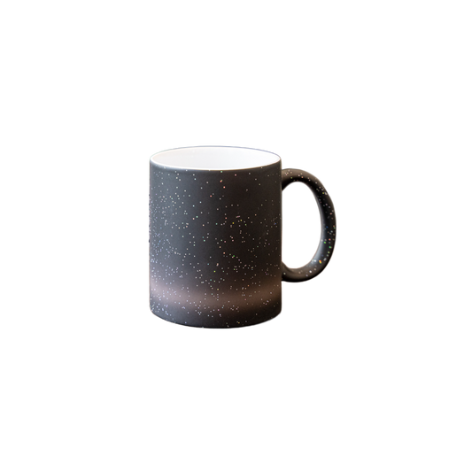 Color-changing mug with glitter particles and magic thermo effect