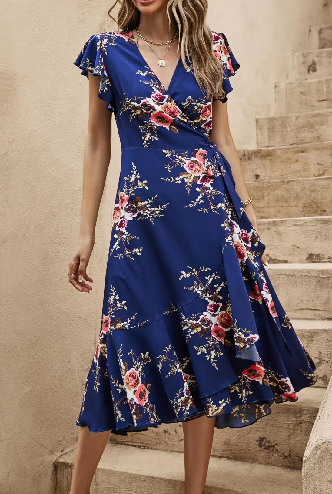 Marineblaues Midi-Wickelkleid mit Rüschenärmeln und Blumenmuster