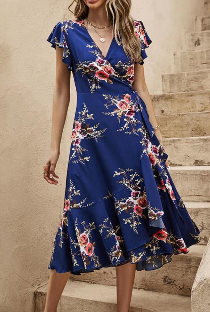 Marineblaues Midi-Wickelkleid mit Rüschenärmeln und Blumenmuster